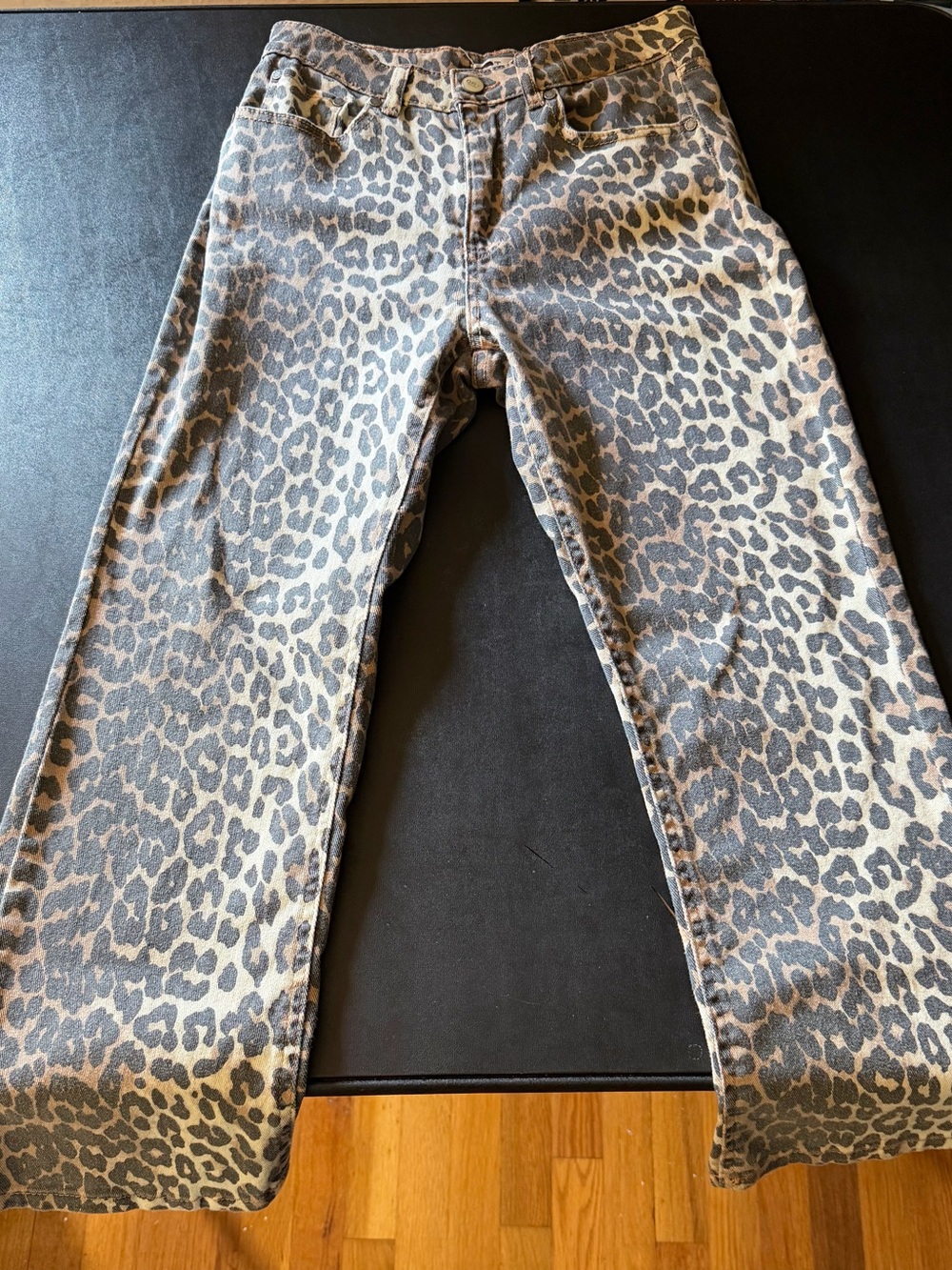 Women’s OAT Leopard Print cropped Jeans - Gray/Tan